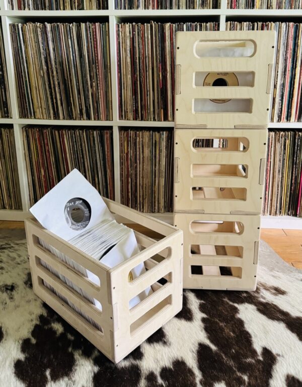 7" 45 RPM Vinyl Wooden Milk Crate - Image 4