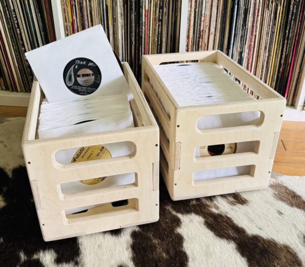 7" 45 RPM Vinyl Wooden Milk Crate - Image 3